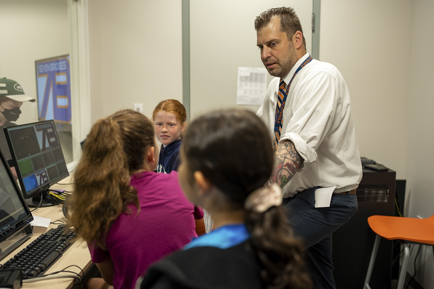 School Leaders With Disabilities: 'It's Important to Share That You're Not Alone' - Vimarsana News